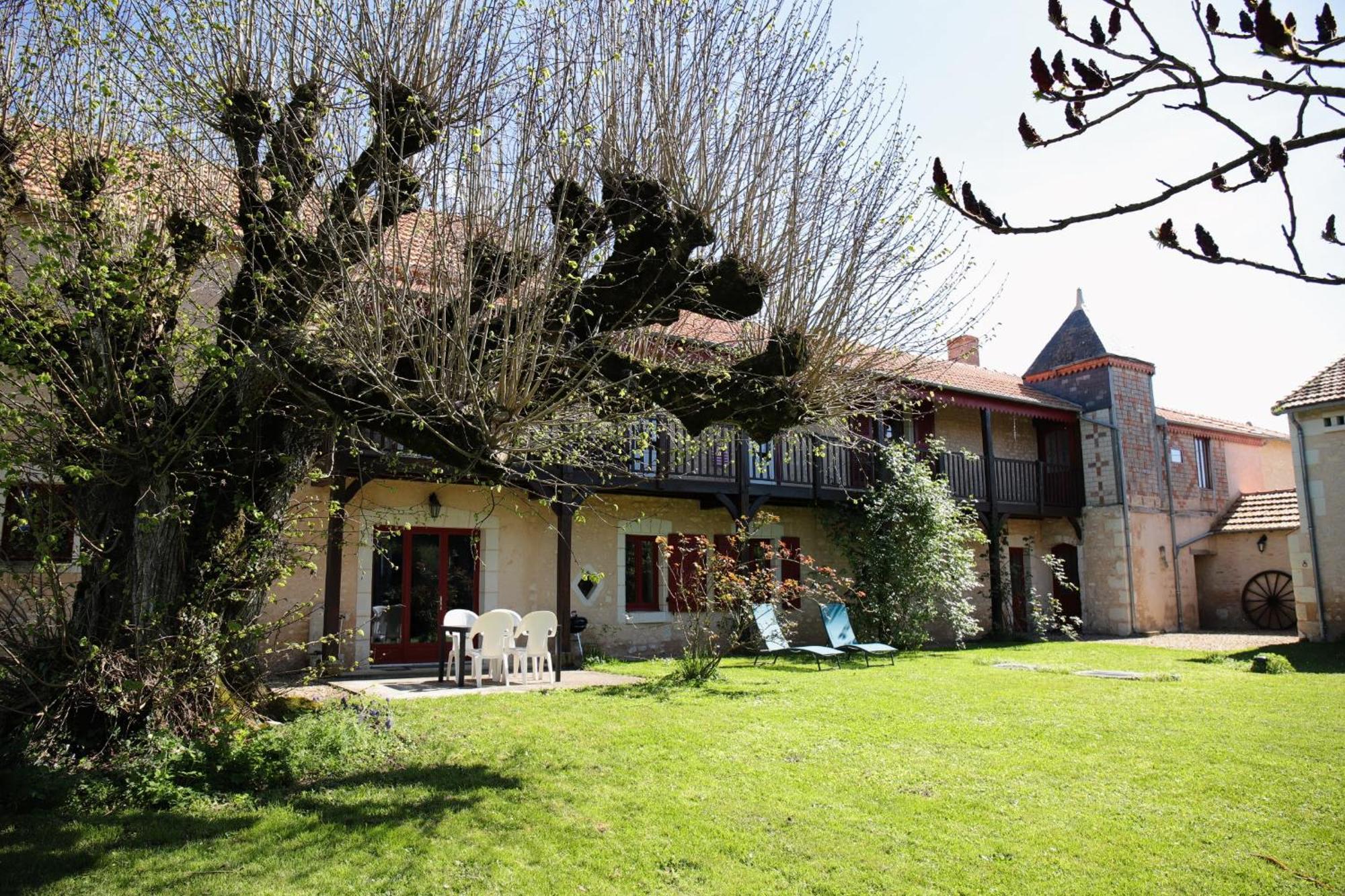 Au Repos Des Elfes Villa Braye-sous-Faye Eksteriør billede